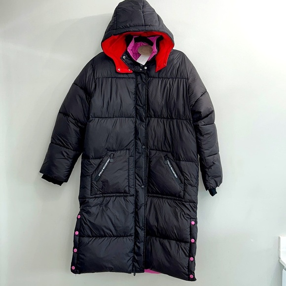 Stella Mccartney Black Down Jacket With
Multicolored Band On The Back - Picture 5 of 16